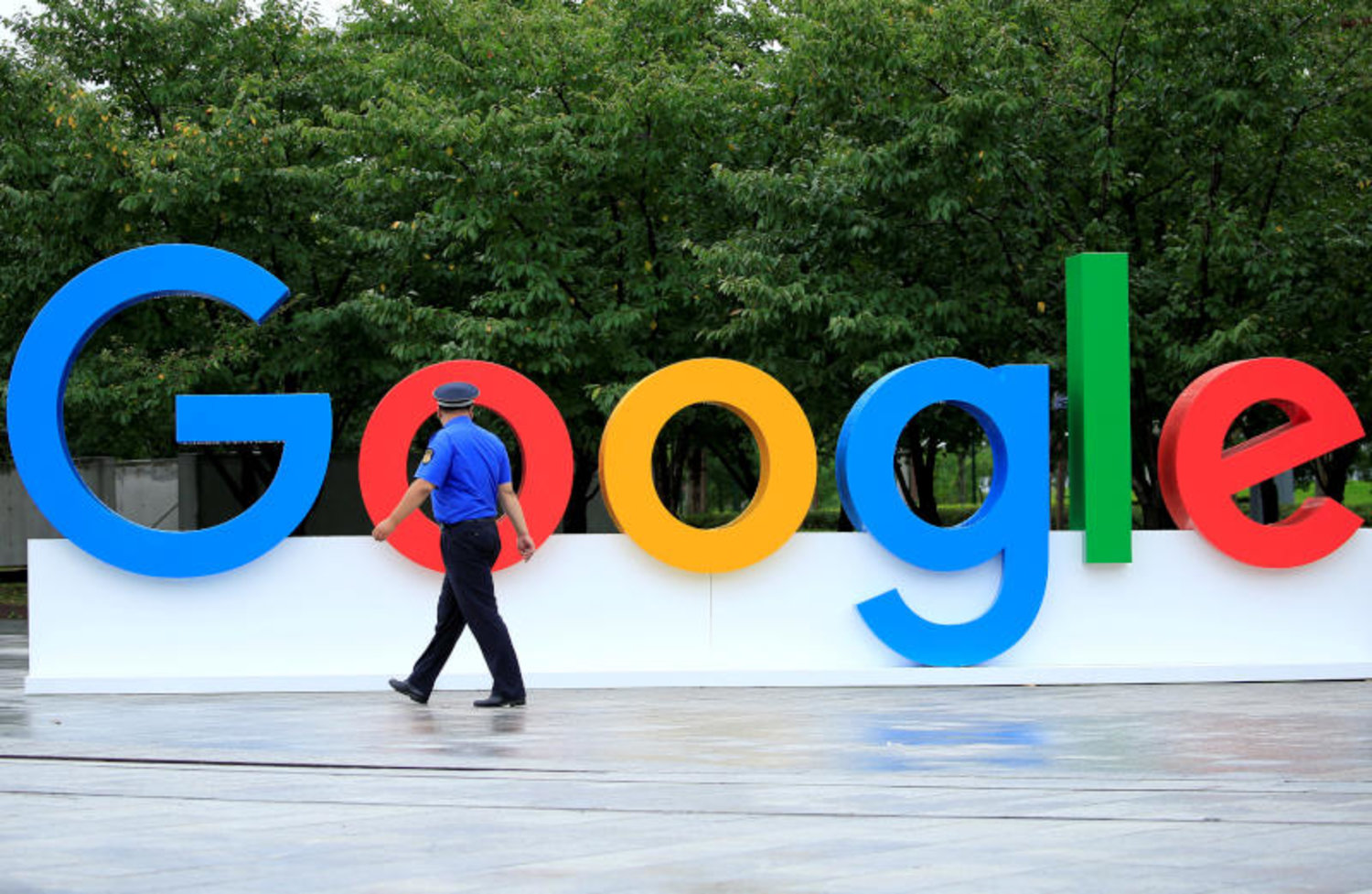 جوجل تفصل عشرات الموظفين من يوتيوب في إطار إعادة الهيكلة